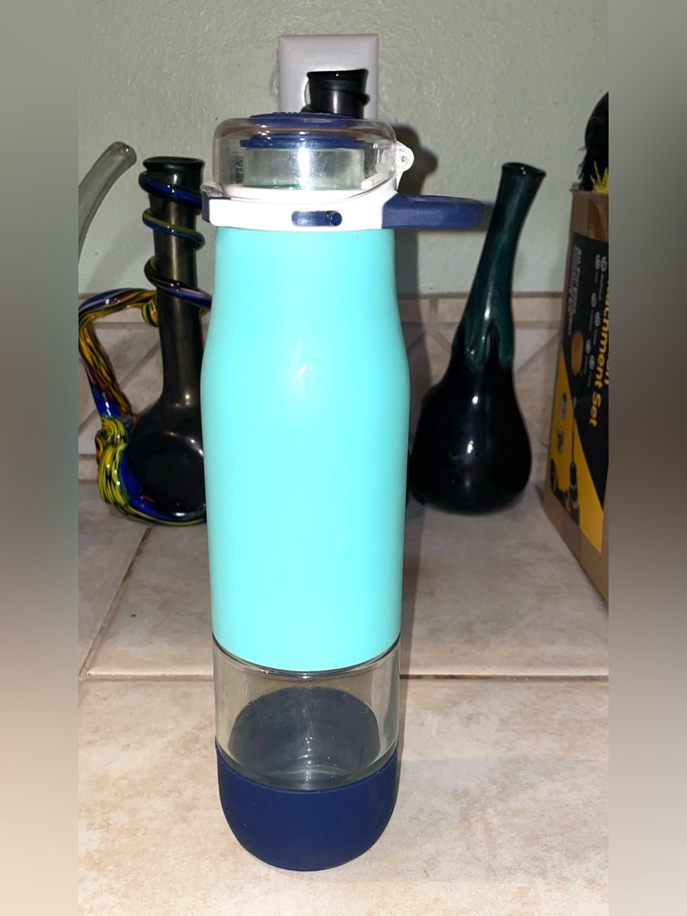 ELLO One Liter GLASS Water Bottle Turquoise